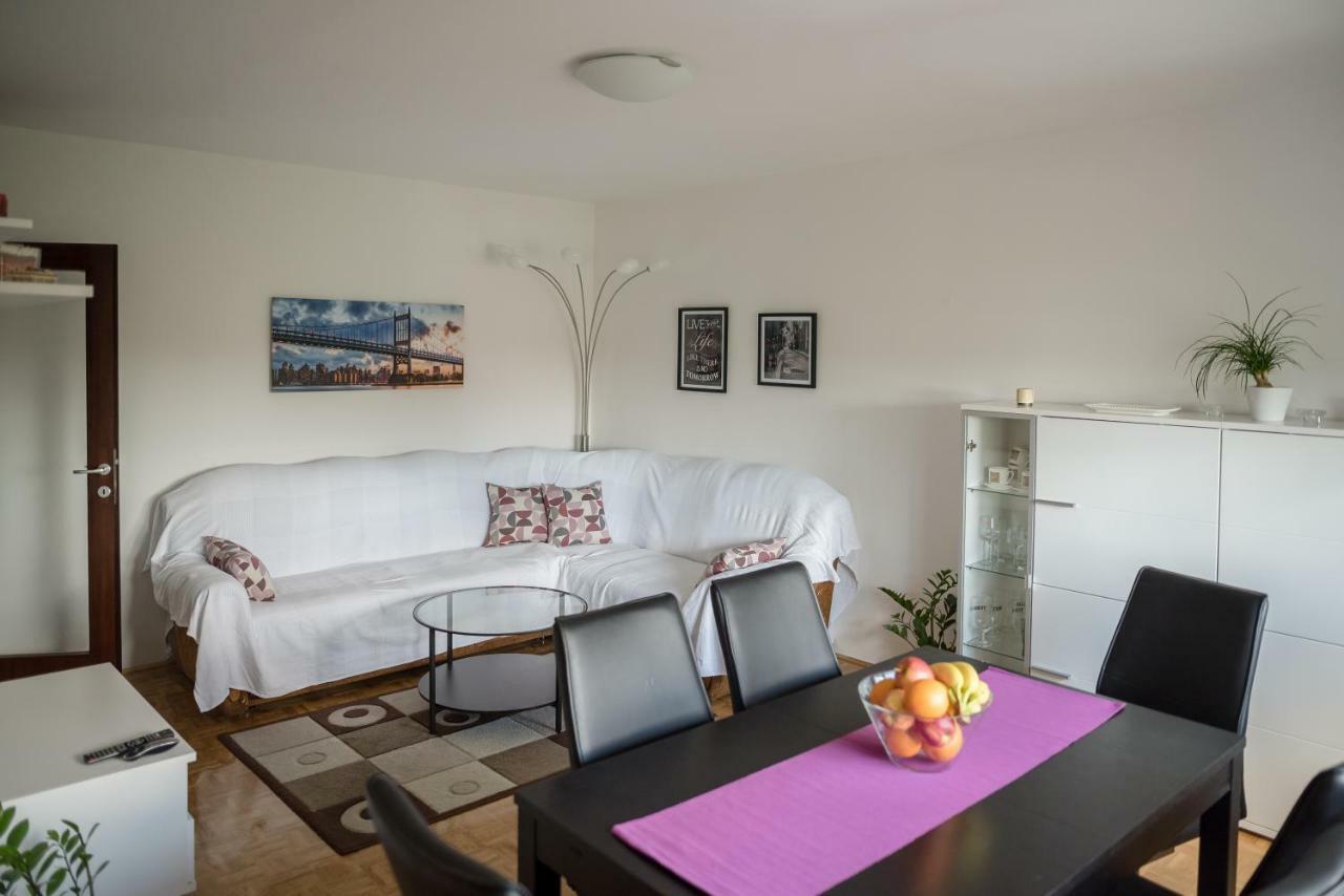 Apartment Dawn Velika Gorica Oda fotoğraf